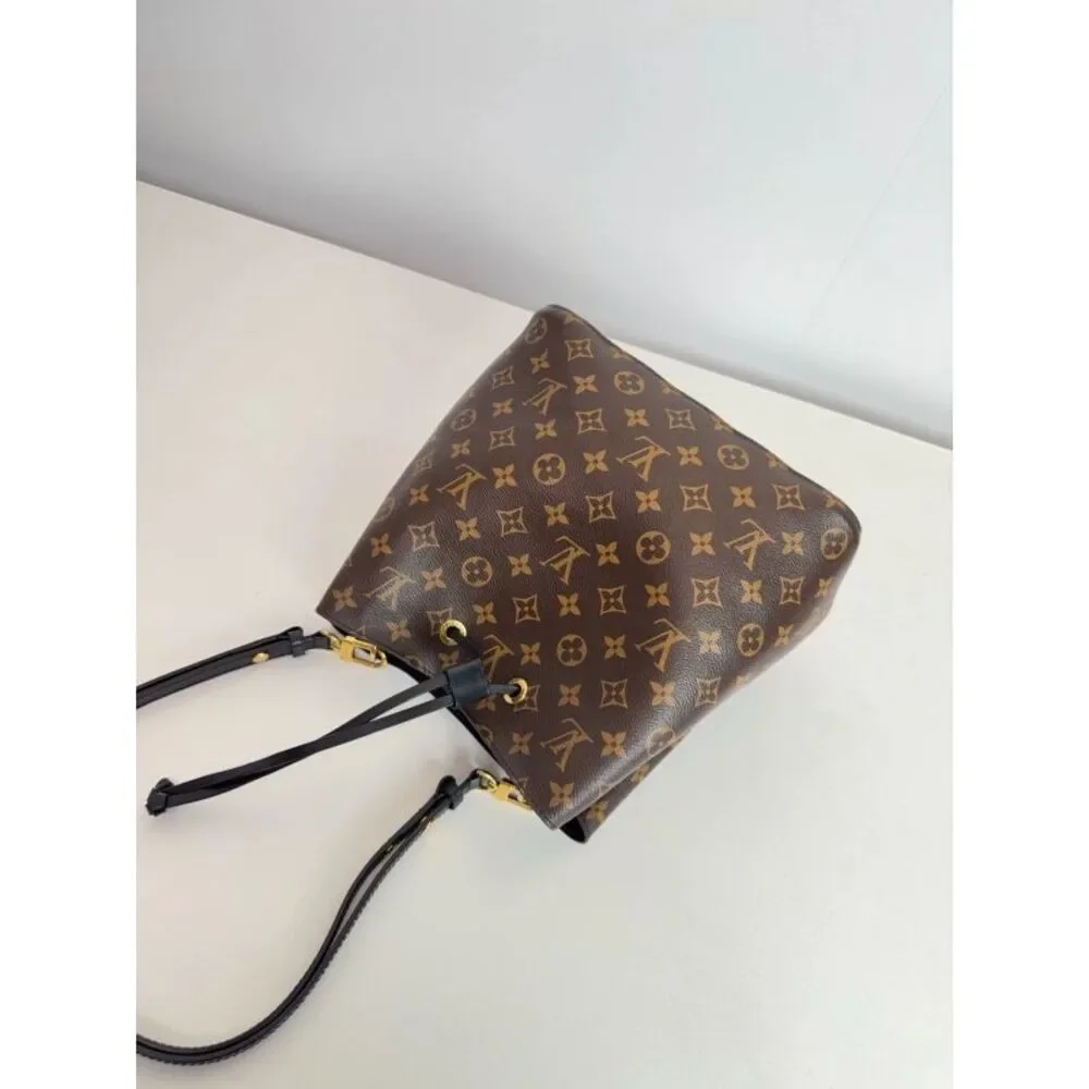 Louis Vuitton Women Pre-Loved Bag Very Good Condition